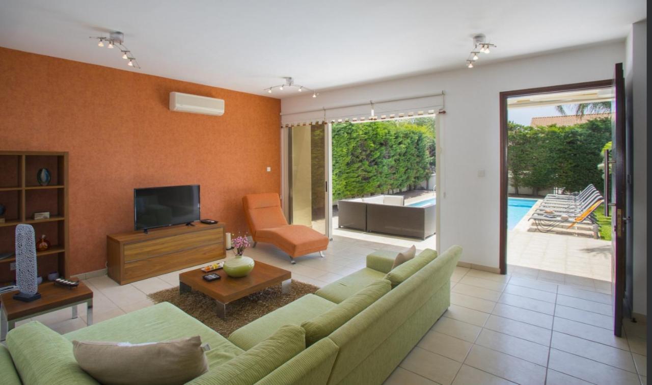 Soothing Sunset Villa With Private Pool, 200M From The Beach Perivólia Esterno foto