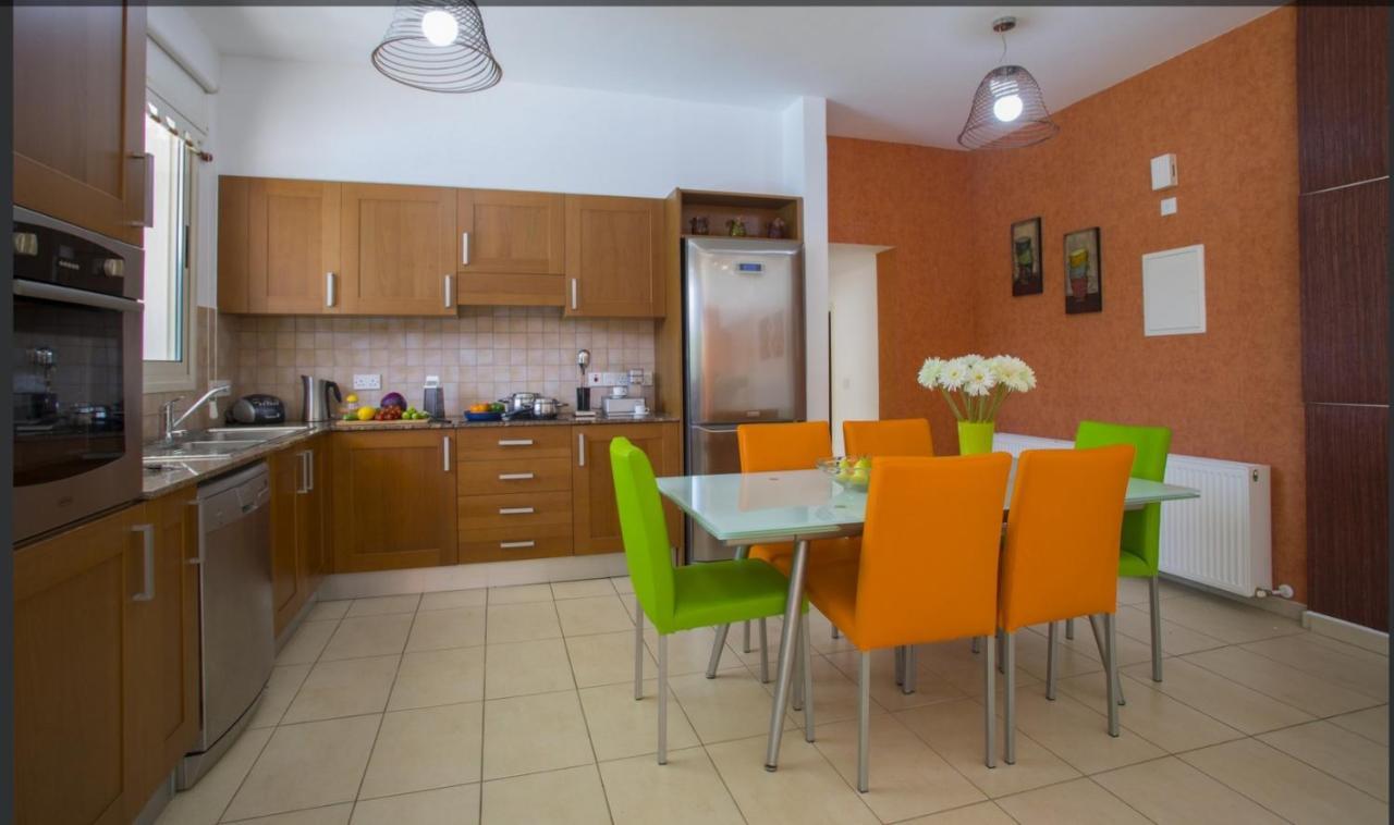 Soothing Sunset Villa With Private Pool, 200M From The Beach Perivólia Esterno foto